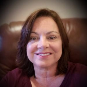 Meet your Posher, Laurie